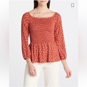 KAILEIGH Hanford Off Shoulder Smocked Knit Top
SP-Orange Red